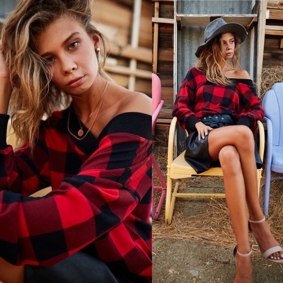 Sweaters - Squared Up Buffalo Plaid V Neck Knit Top